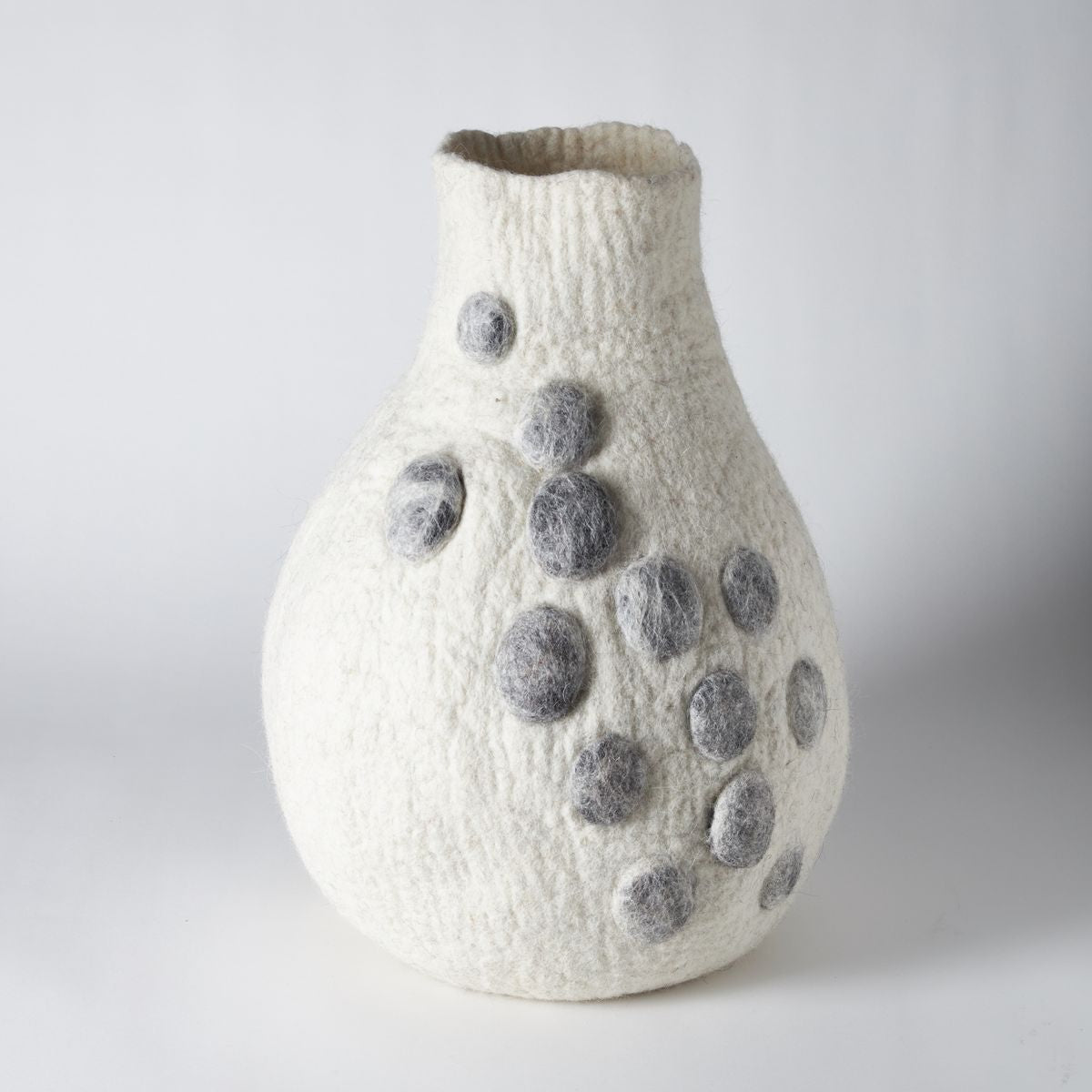 Christmas decoration: Embracing African Craftsmanship for a Sustainable Festive Season 2