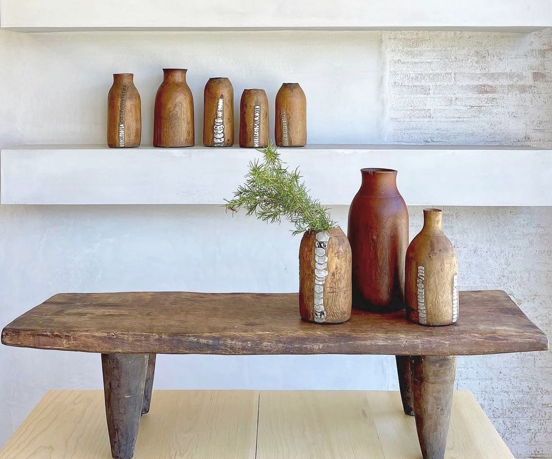 Discover the Craft: Vintage Milk Jars & Wooden Treasure Bowls 1