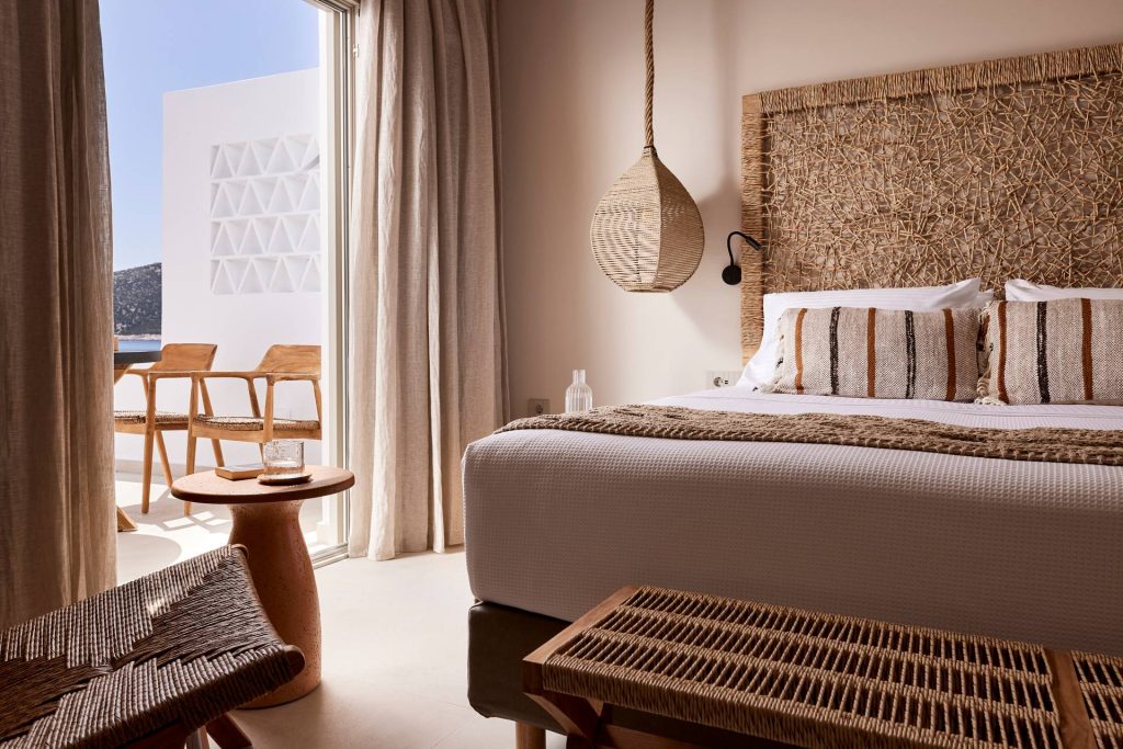 Enalion-Suites_Superior-Suite-Sea-View-21